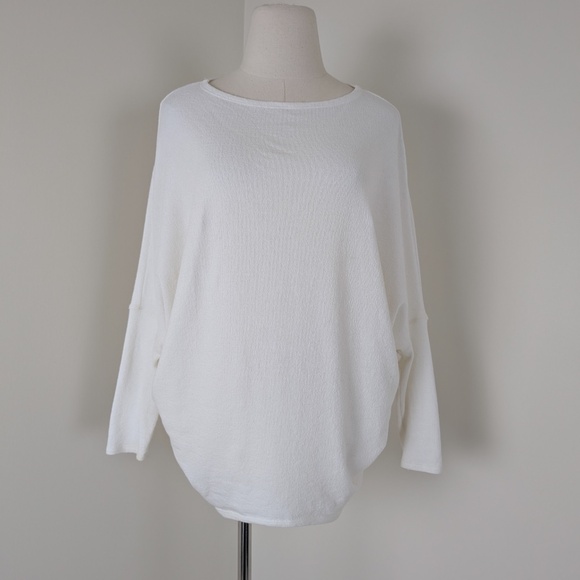 Audrey White Top 3/4 Sleeve Boat Neckline Dollman Sleeve - Picture 2 of 7